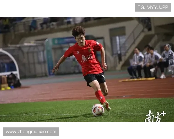 广州足球队在世界杯预选赛中以51分稳居积分榜首位展现强劲实力