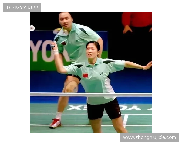 成都羽毛球队在全国锦标赛积分榜上以61分稳居第一名展现强劲实力